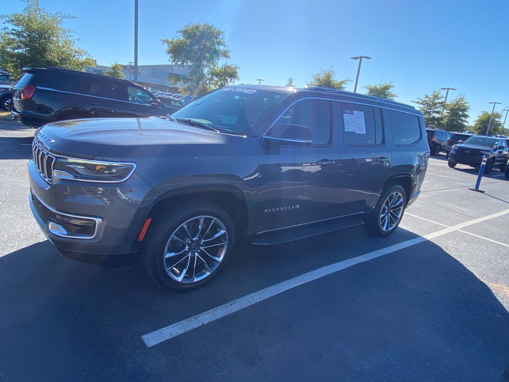 Used 2024 Jeep Wagoneer Series II w/ Convenience Group I AWD/4WD image 3