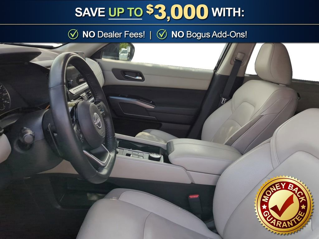Used 2023 Nissan Pathfinder SL AWD/4WD image 14