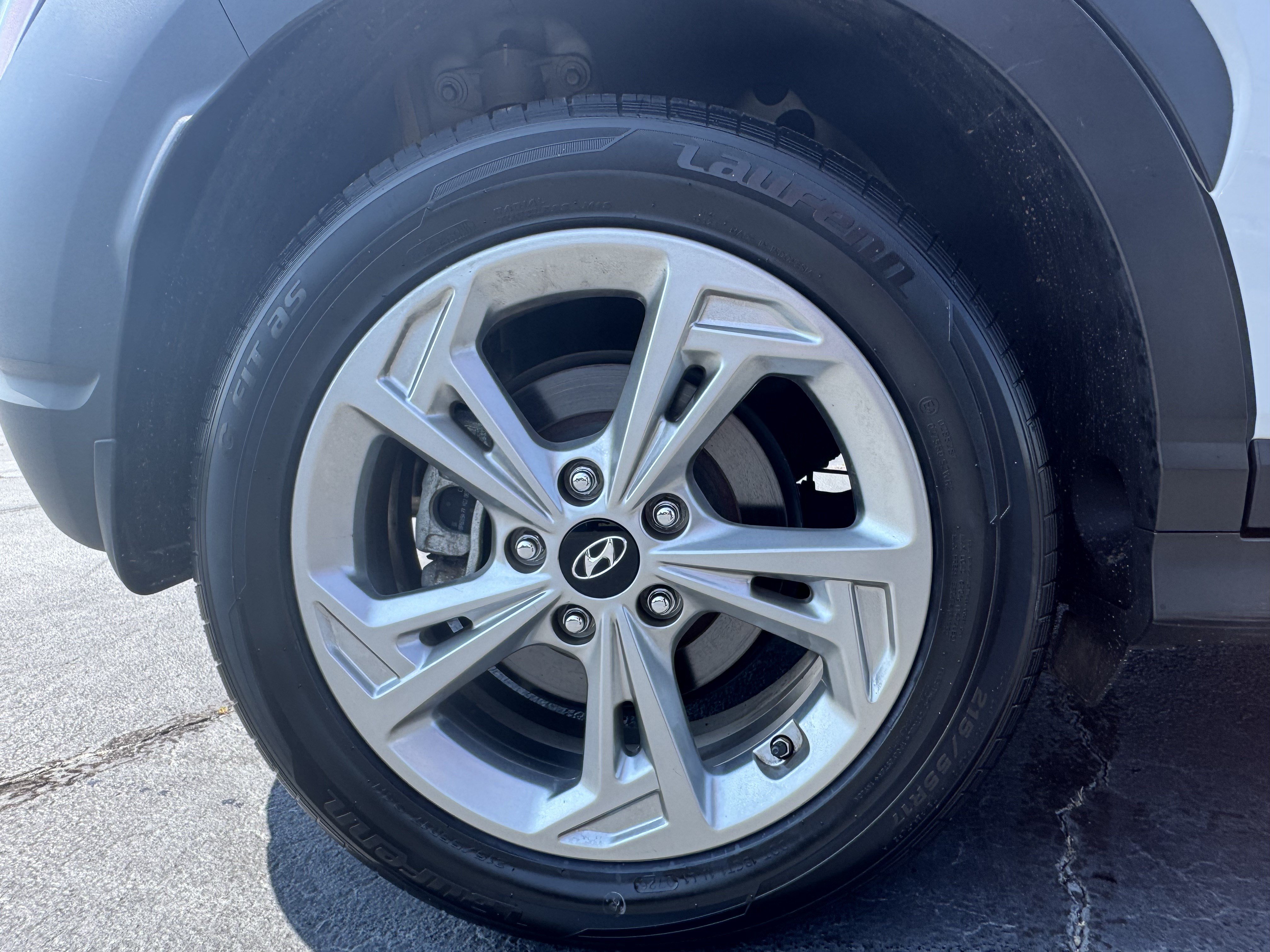 Used 2023 Hyundai Kona SEL w/ Cargo Package AWD/4WD image 19
