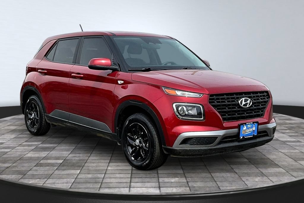 Used 2023 Hyundai Venue SE w/ Cargo Package FWD video 1