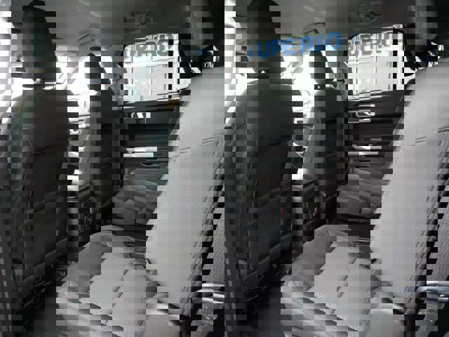 Certified 2023 Ford Explorer XLT w/ Class IV Trailer Tow Package image 15