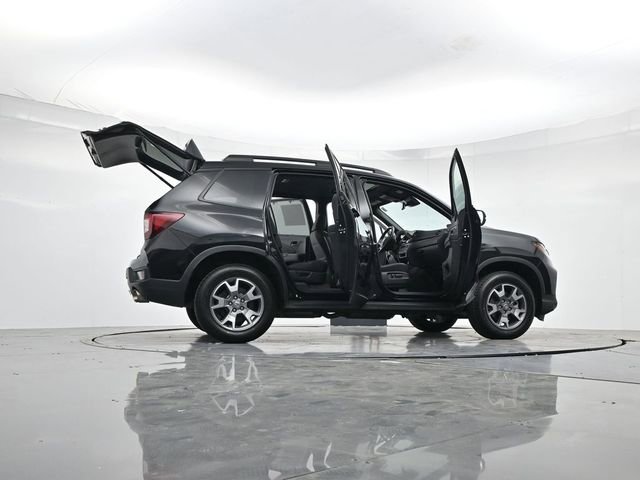 Used 2022 Honda Passport TrailSport image 48