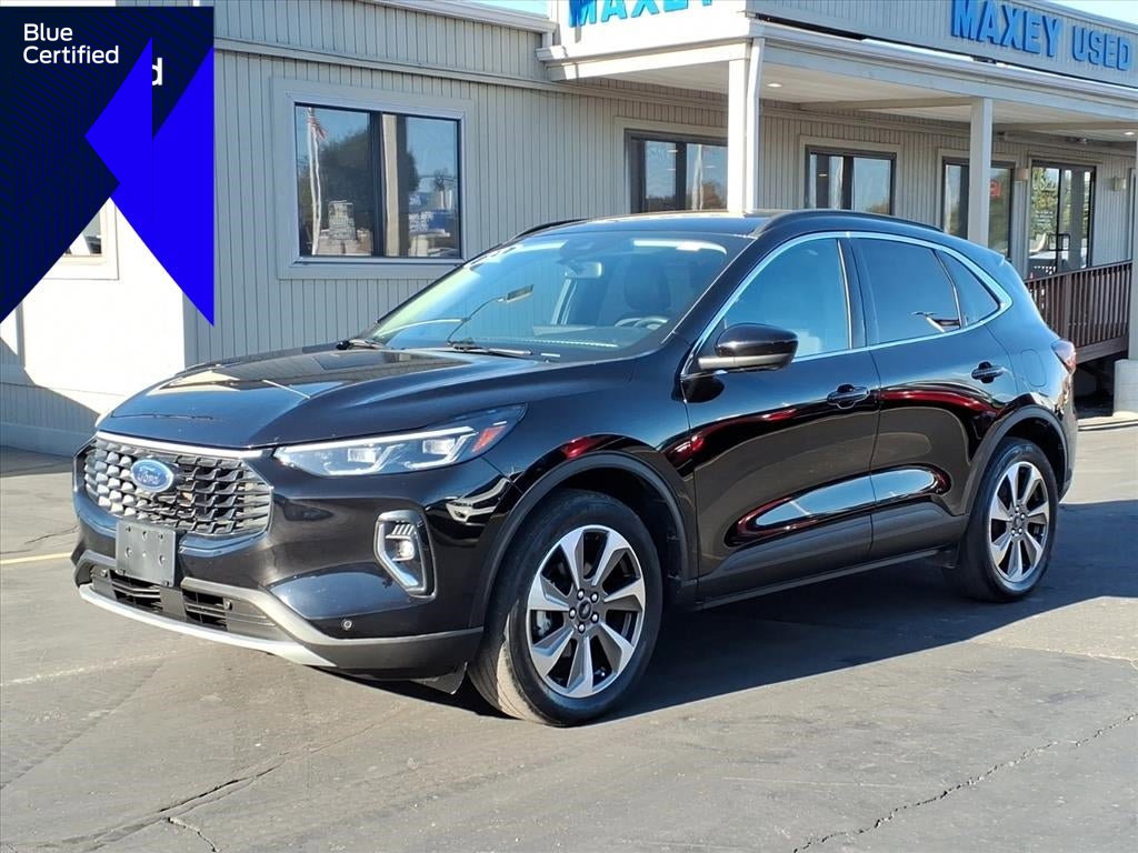 Certified 2023 Ford Escape Platinum w/ Class II Trailer Tow Package image 1