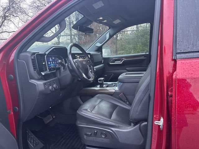 Used 2022 Chevrolet Silverado 1500 RST w/ Convenience Package II AWD/4WD image 15