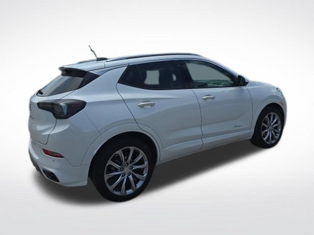 Used 2025 Buick Encore GX Avenir w/ Avenir Technology Package FWD image 3
