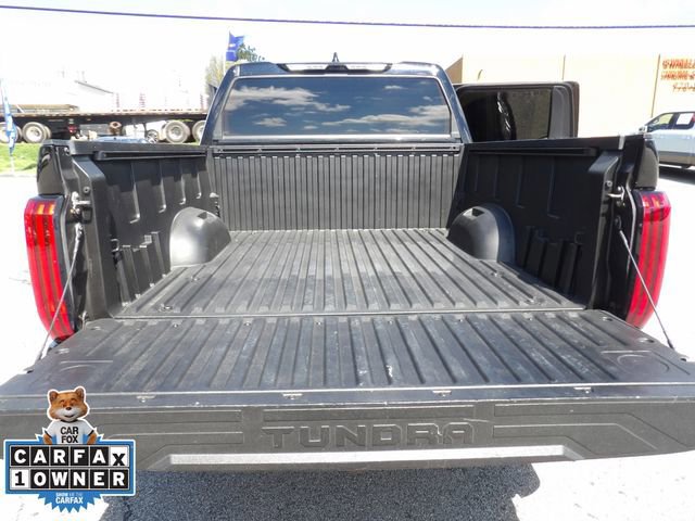 Used 2022 Toyota Tundra SR5 w/ SR5 Convenience Package image 15