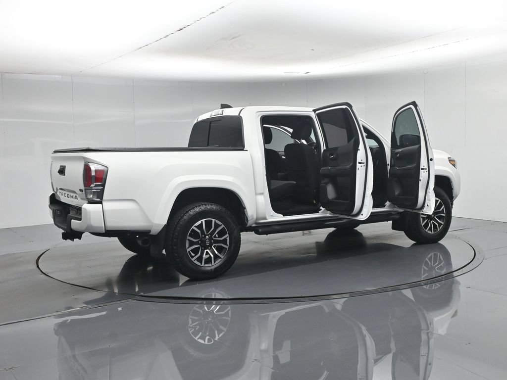 Used 2023 Toyota Tacoma TRD Sport w/ Black Out Package (TMS) AWD/4WD image 6