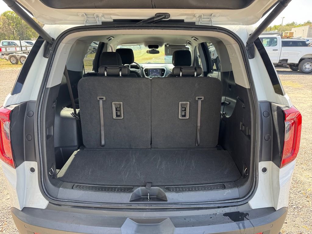 Used 2021 GMC Acadia SLE w/ Driver Convenience Package FWD image 27