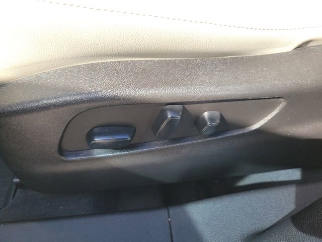 Used 2019 Cadillac XT4 Luxury image 18