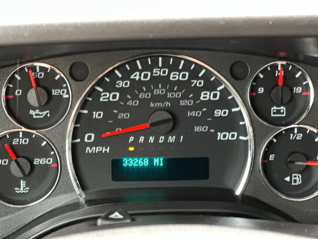 Used 2023 Chevrolet Express 2500 w/ Driver Convenience Package RWD image 22