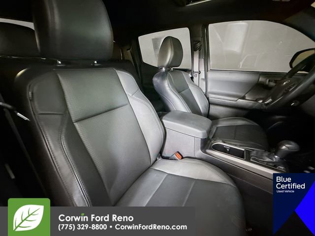 Used 2022 Toyota Tacoma TRD Off-Road w/ TRD Premium Off Road Package AWD/4WD image 33