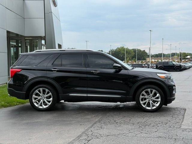 Certified 2023 Ford Explorer Platinum w/ Technology Package AWD/4WD image 6