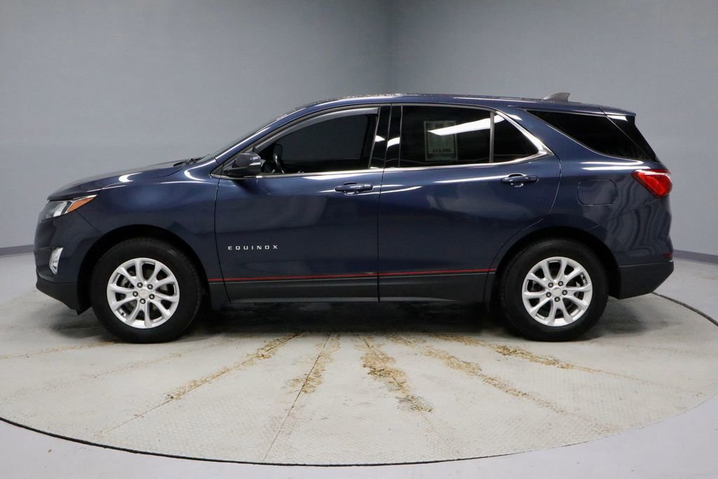 Used 2018 Chevrolet Equinox LT image 2