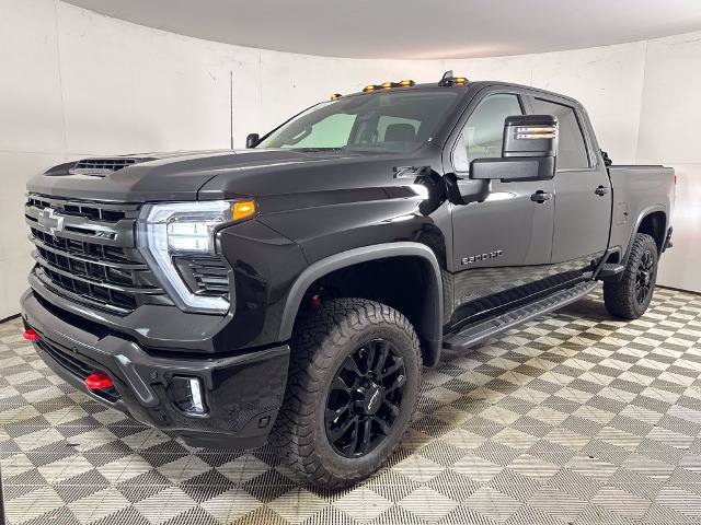 Used 2026 Chevrolet Silverado 2500 LTZ AWD/4WD image 11