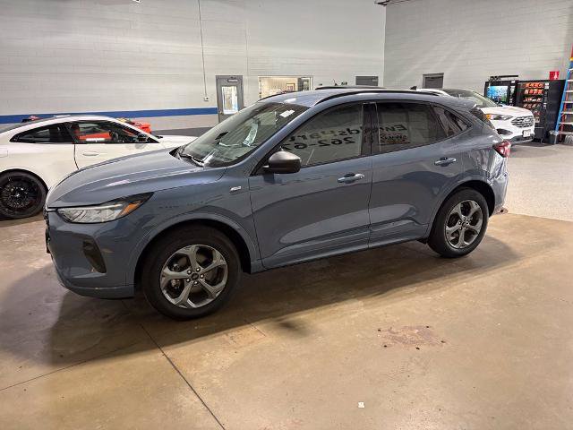 Certified 2024 Ford Escape ST-Line w/ Tech Pack #1 AWD/4WD image 7