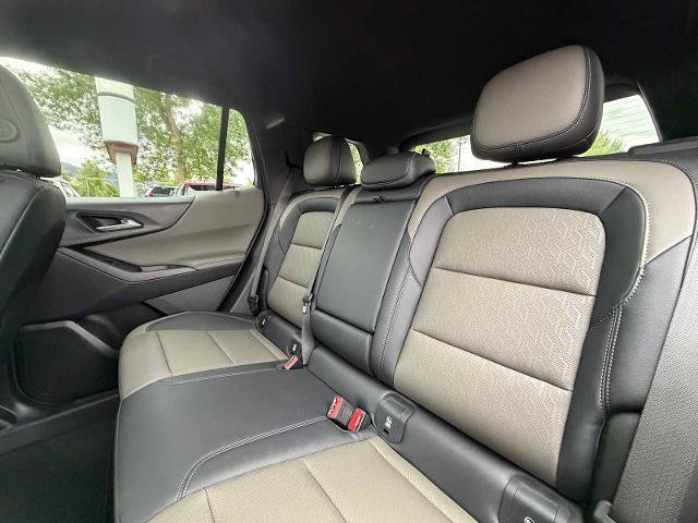 Used 2025 Chevrolet Equinox LT w/ Convenience Package II AWD/4WD image 23