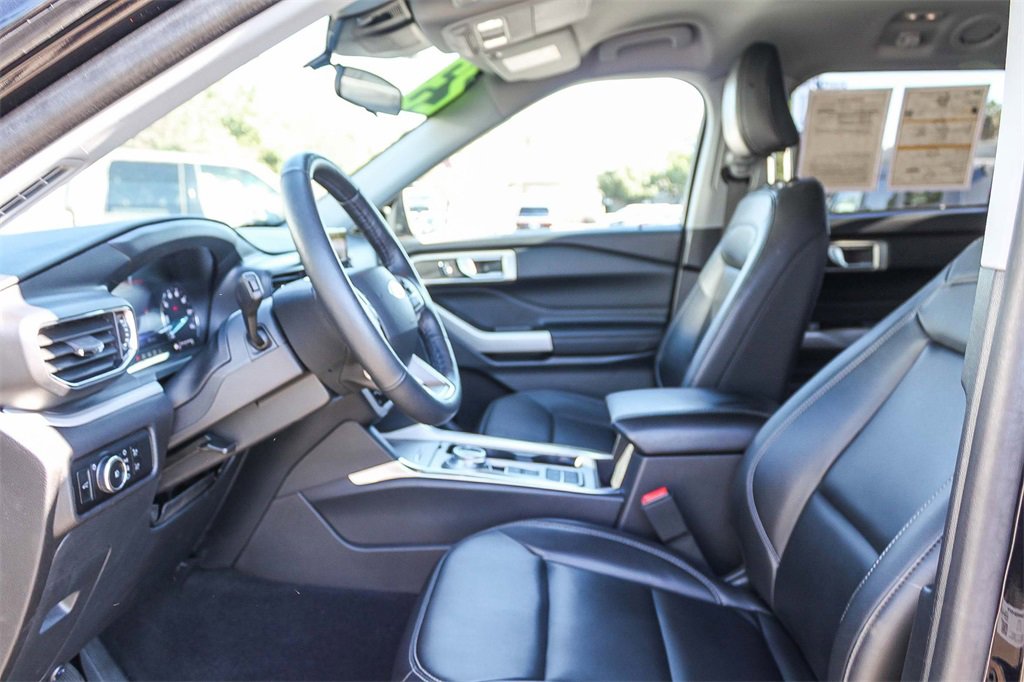 Certified 2023 Ford Explorer XLT w/ Equipment Group 202A image 23