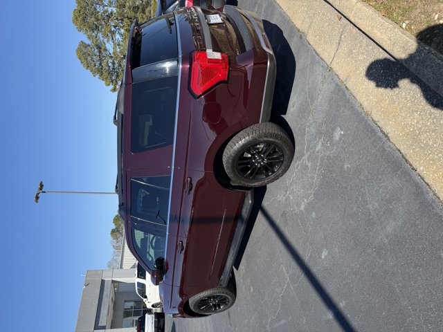 Certified 2024 Ford Expedition XLT image 5