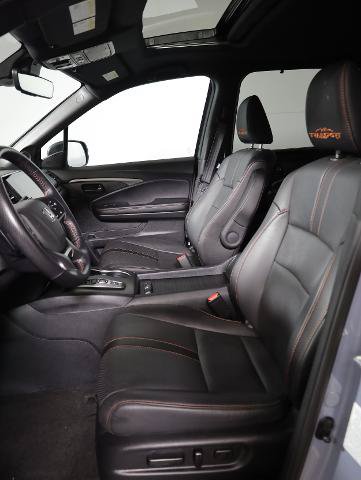 Used 2023 Honda Passport TrailSport image 9
