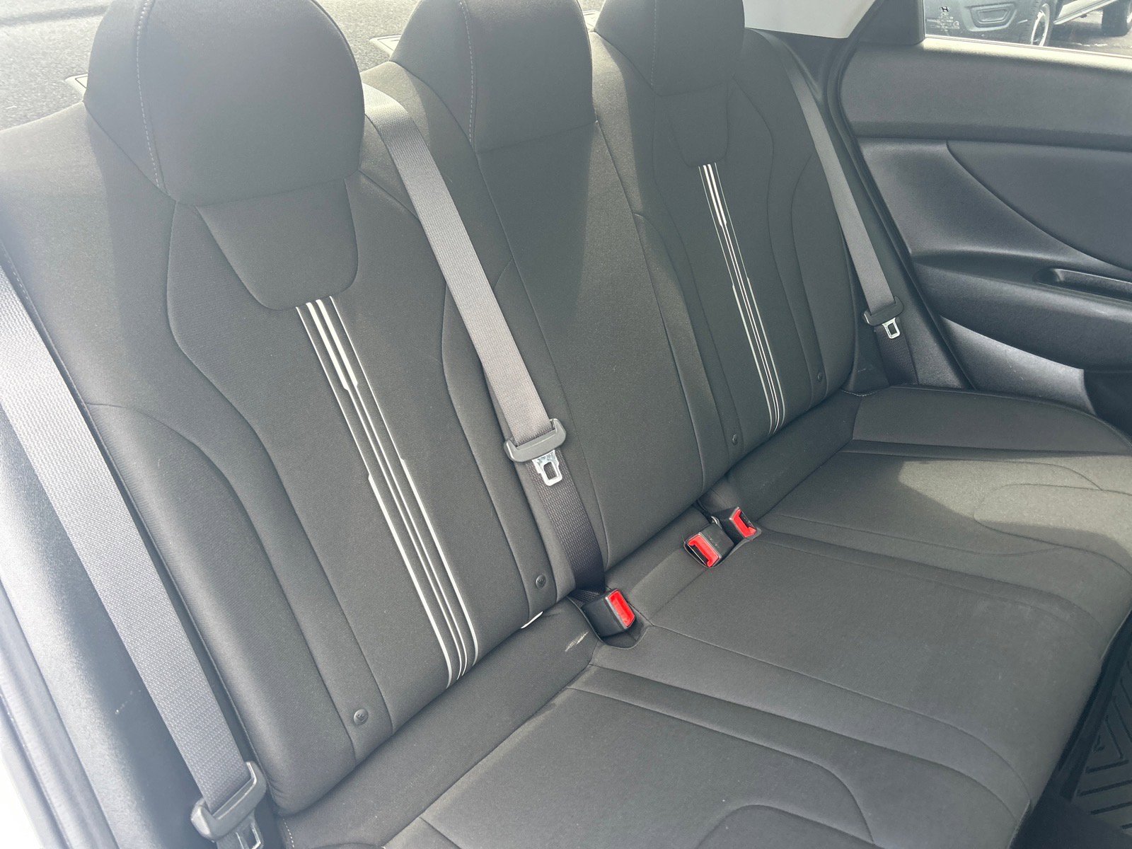 Used 2023 Hyundai Elantra SEL w/ Convenience Package FWD image 18
