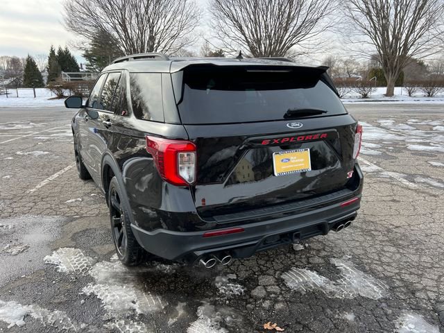 Certified 2023 Ford Explorer ST w/ Equipment Group 401A image 5