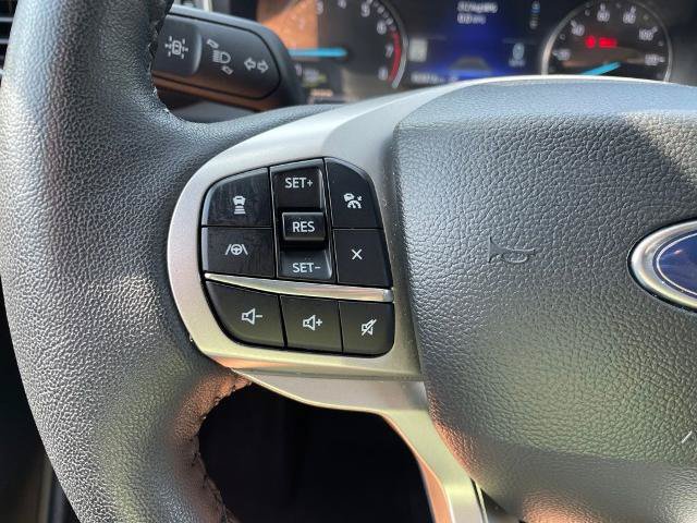 Certified 2024 Ford Explorer Limited AWD/4WD image 29