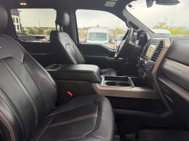Certified 2017 Ford F350 Platinum w/ Platinum Ultimate Package image 20