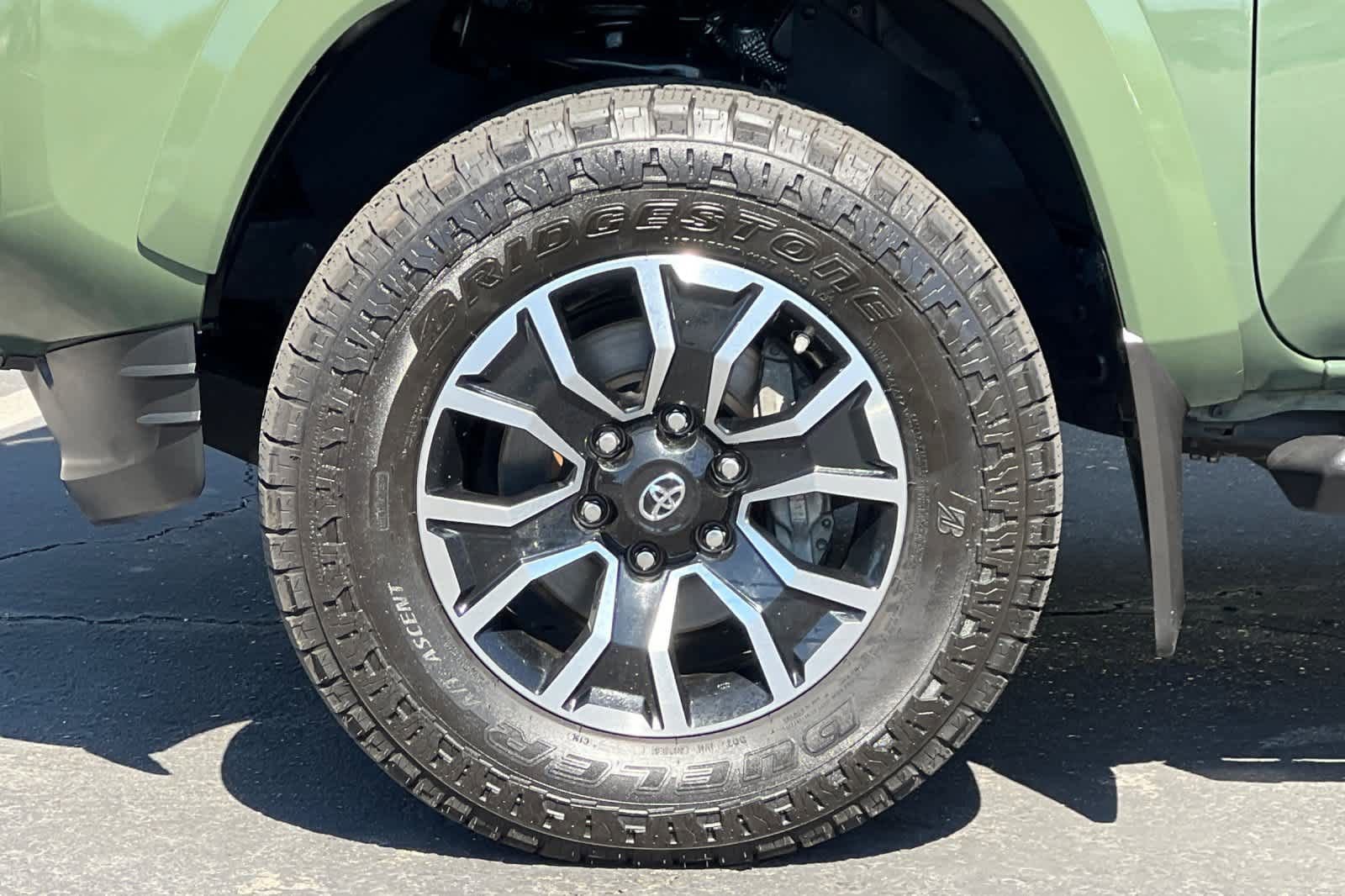 Used 2021 Toyota Tacoma TRD Sport w/ Technology Package RWD image 26