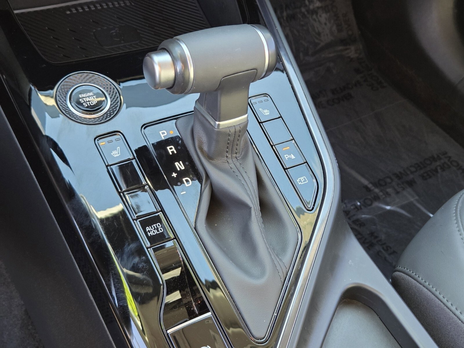 Used 2024 Kia Niro EX image 23