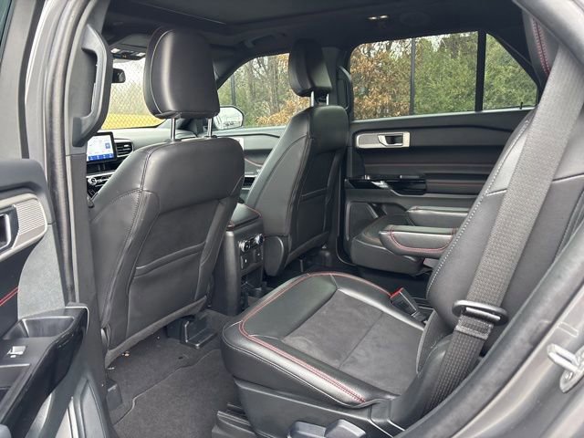 Certified 2024 Ford Explorer ST-Line w/ Class IV Trailer Tow Package image 12