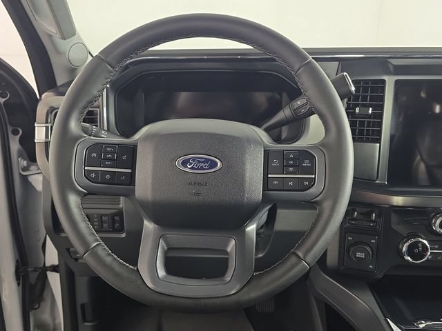 Certified 2025 Ford F450 Lariat w/ FX4 Off-Road Package AWD/4WD image 16