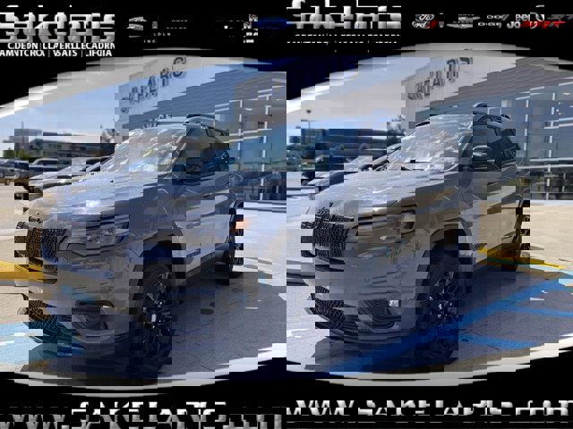 Used 2023 Jeep Cherokee Altitude Lux