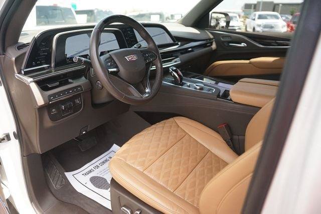 Used 2024 Cadillac Escalade ESV Premium Luxury w/ Performance Package AWD/4WD image 8