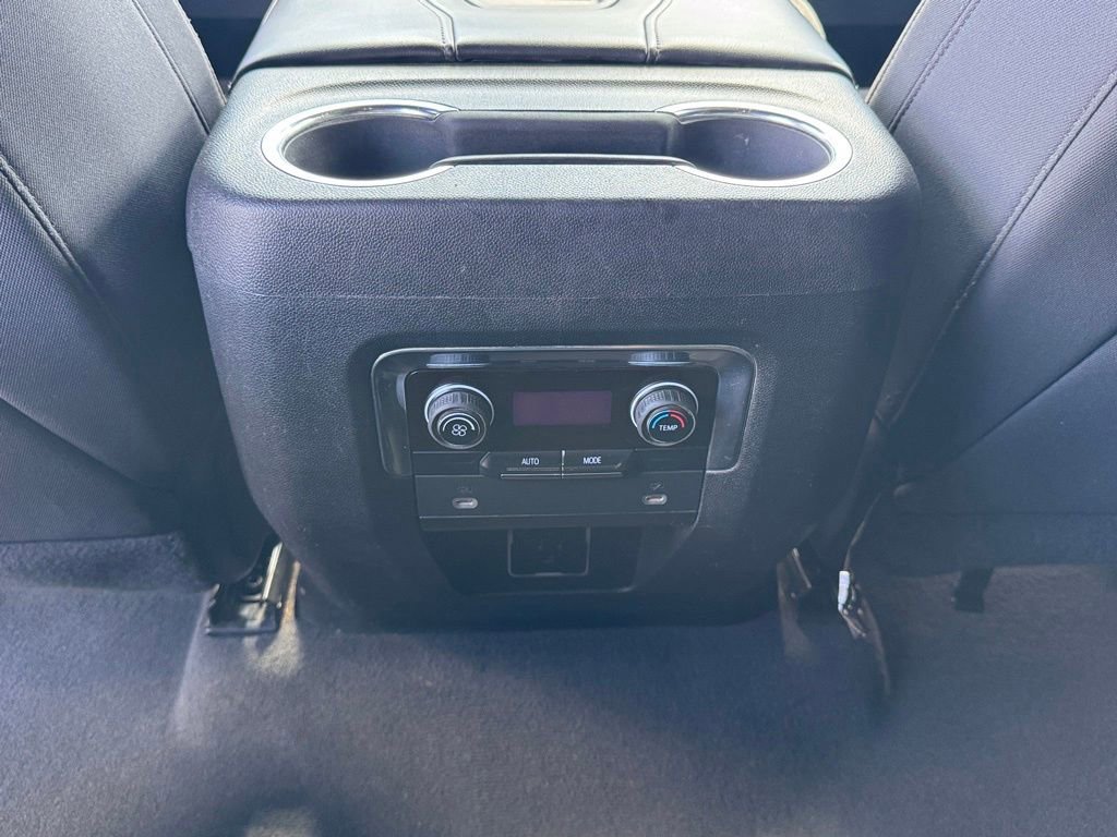 Used 2023 Chevrolet Tahoe LS image 28