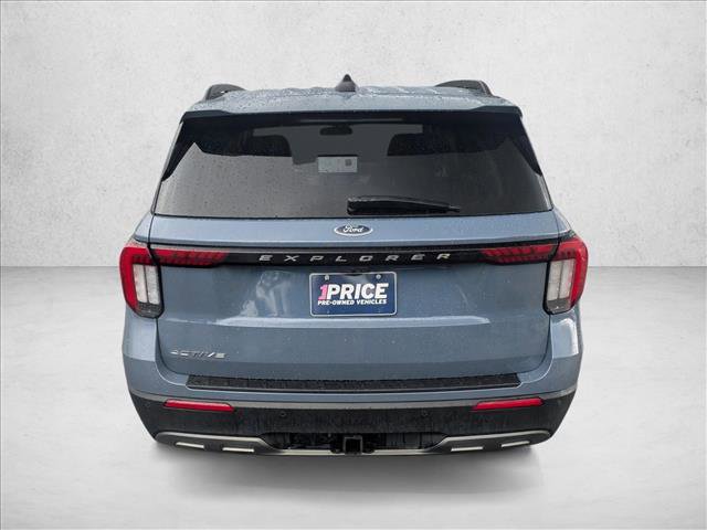 Certified 2025 Ford Explorer Active w/ Active Comfort Package RWD image 6