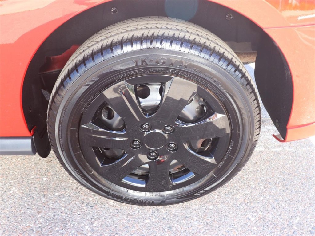 Certified 2018 Ford Transit Connect XLT image 22