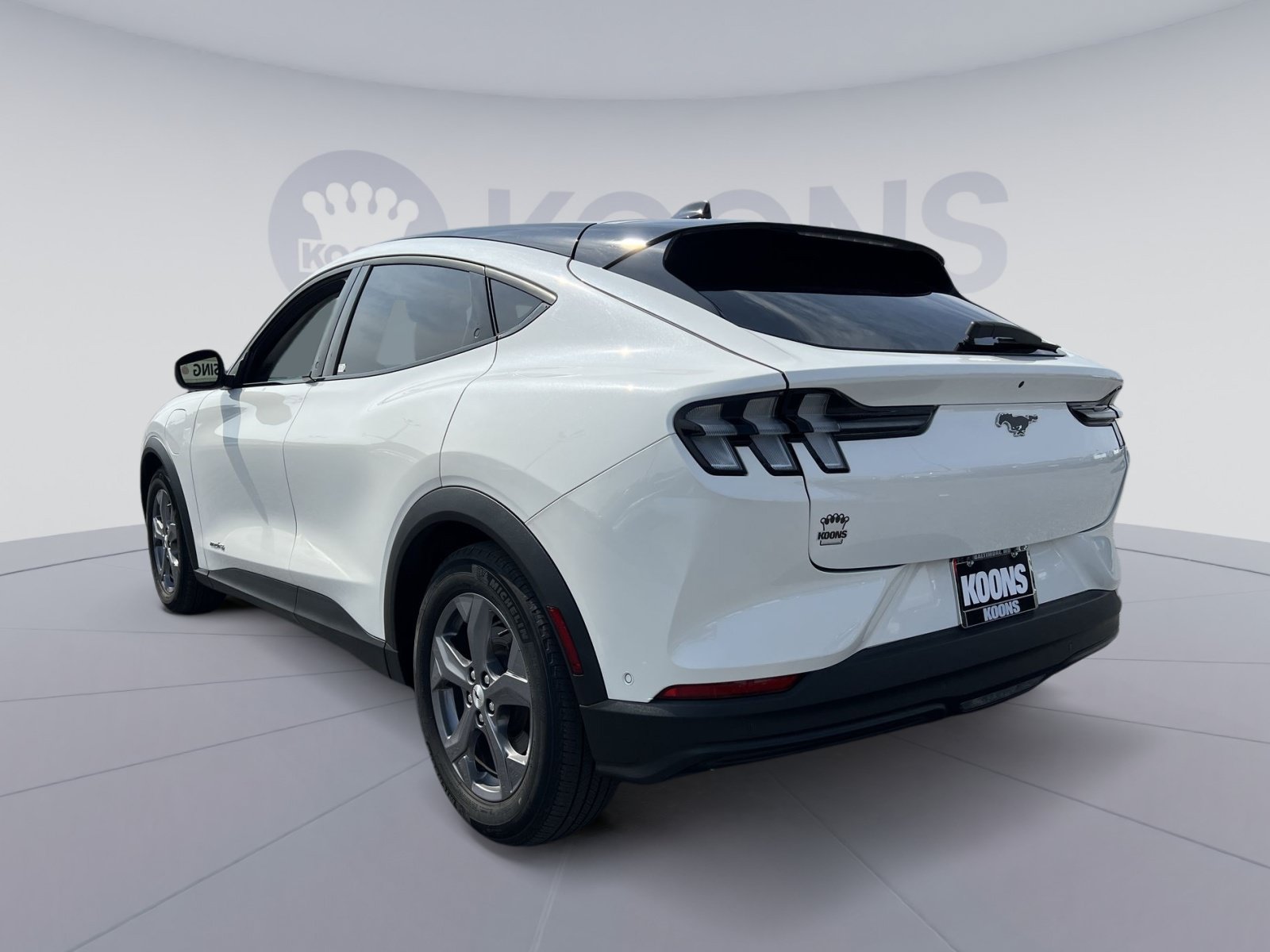 Certified 2023 Ford Mustang Mach-E Select AWD/4WD image 4