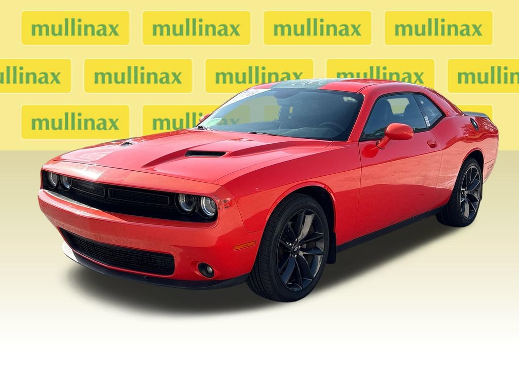 Used 2017 Dodge Challenger SXT Plus RWD image 15
