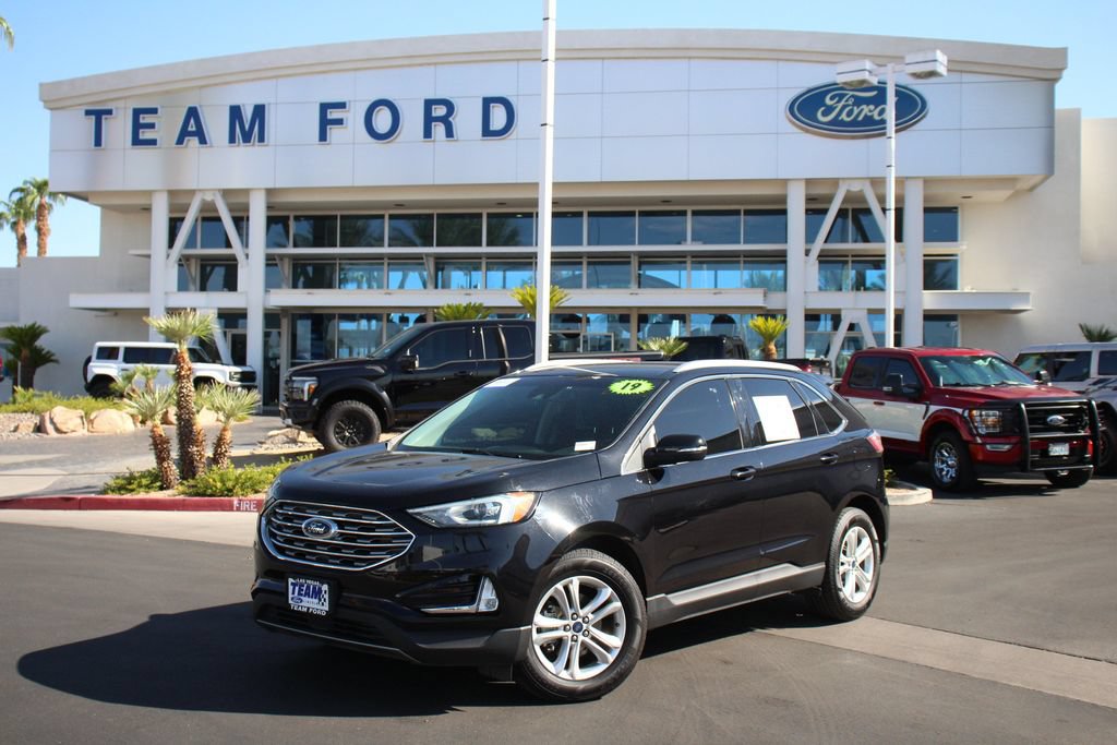 Certified 2019 Ford Edge SEL w/ Equipment Group 201A FWD image 2