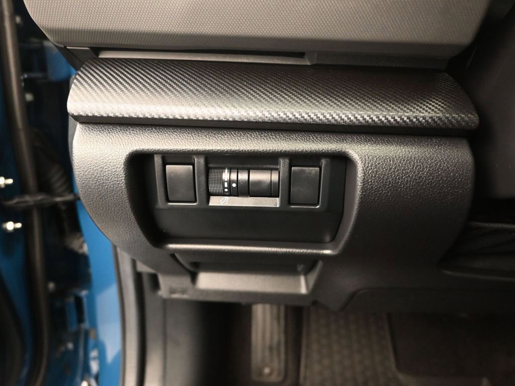 Used 2024 Subaru Crosstrek 2.5i Wilderness w/ Crosstrek Mirror Package image 41