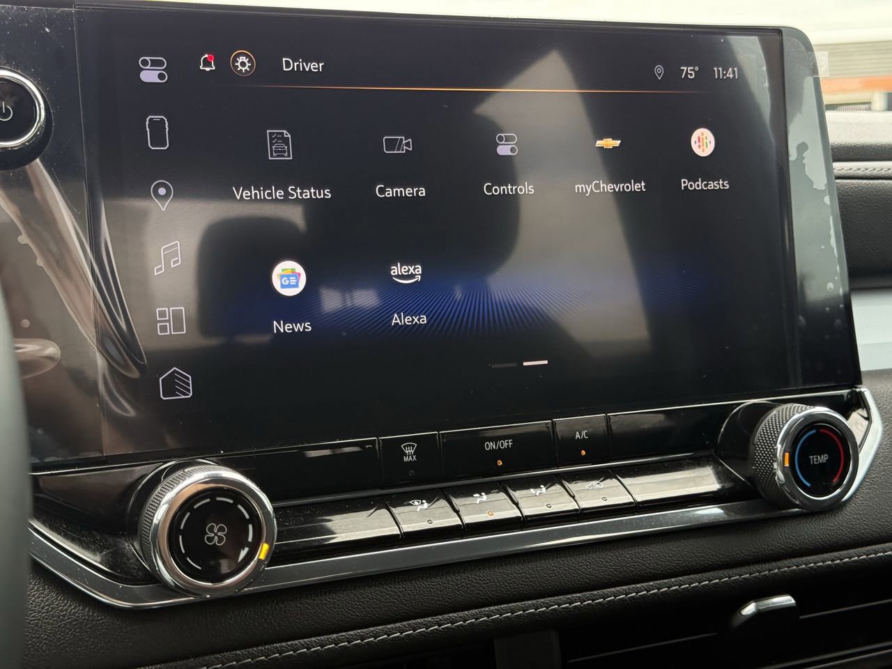 Used 2023 Chevrolet Colorado LT image 18