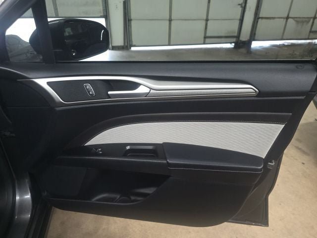 Certified 2019 Ford Fusion SE w/ Equipment Group 151A FWD image 5