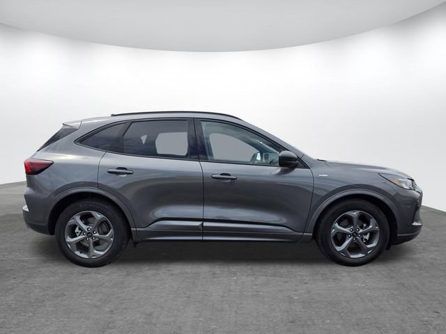 Certified 2023 Ford Escape ST-Line w/ Tech Pack #1 image 3