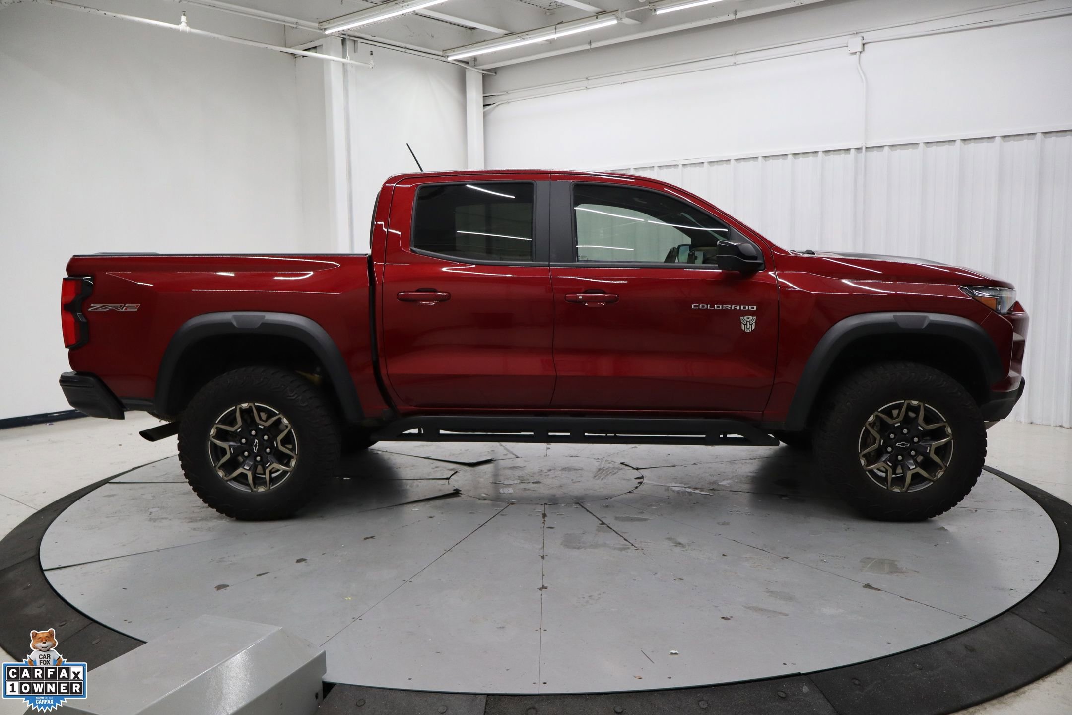 Used 2024 Chevrolet Colorado ZR2 w/ ZR2 Convenience Package III AWD/4WD image 2