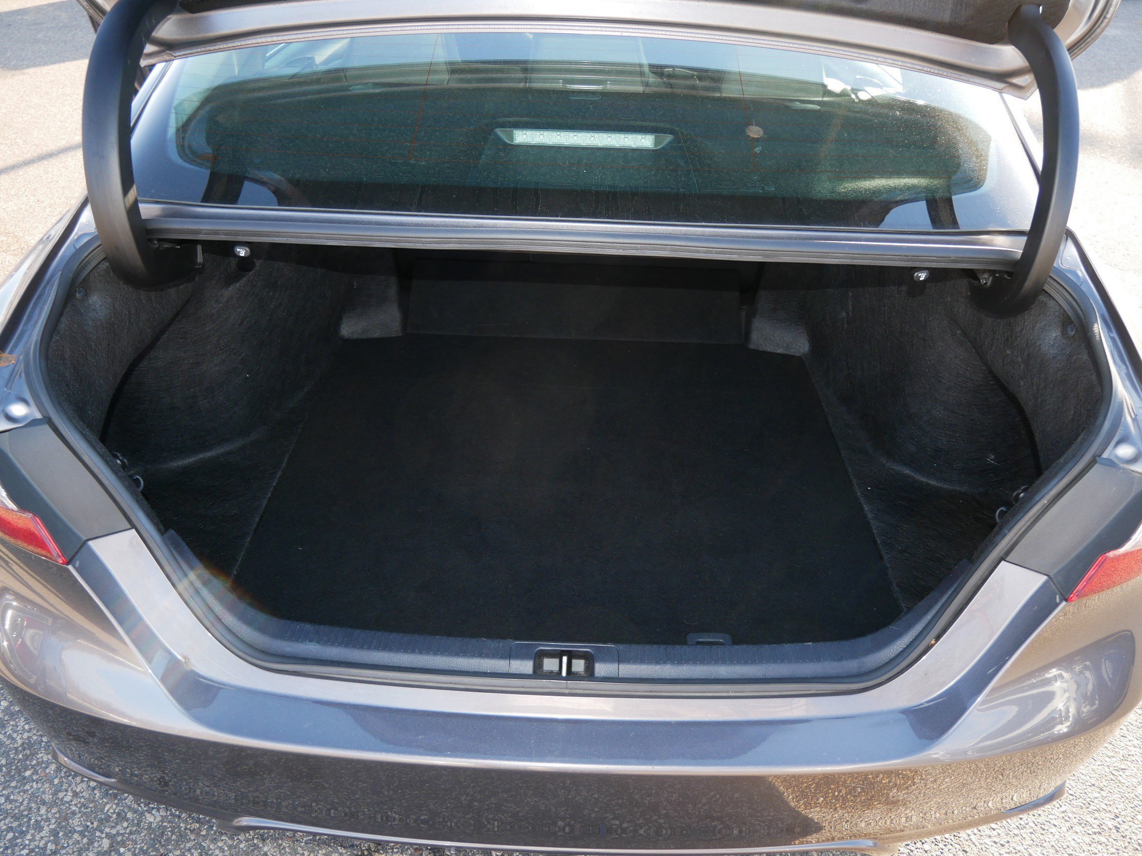 Used 2023 Toyota Camry SE image 18