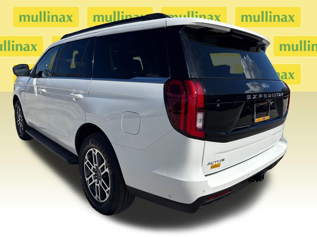 Certified 2025 Ford Expedition Active image 10