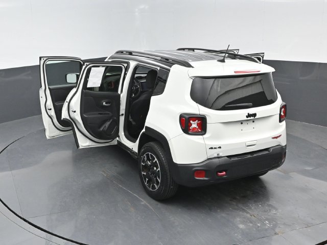 Used 2023 Jeep Renegade Trailhawk AWD/4WD image 29