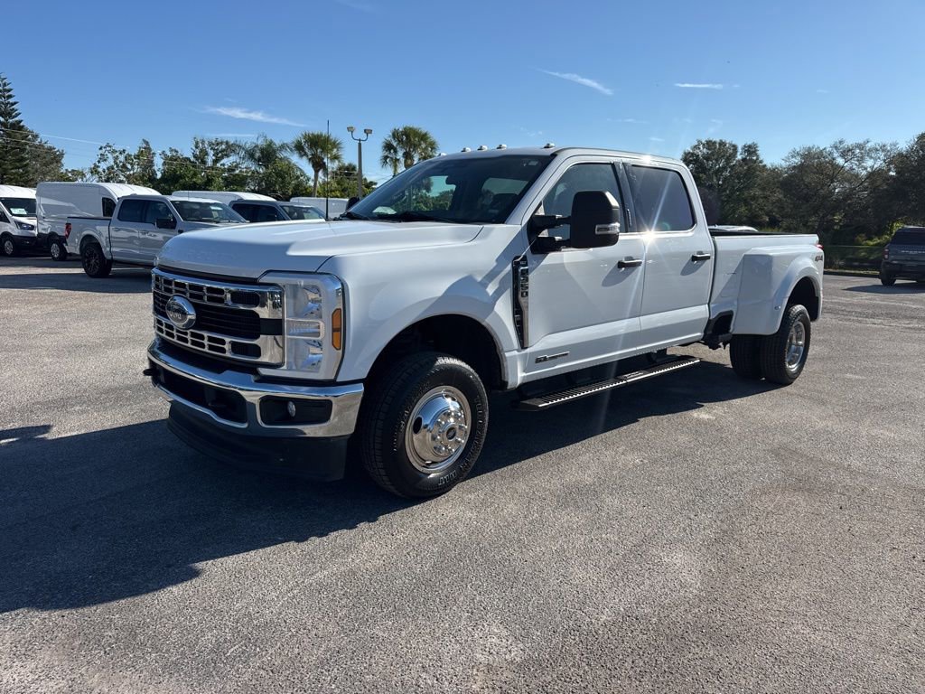 Certified 2024 Ford F350 XLT image 3
