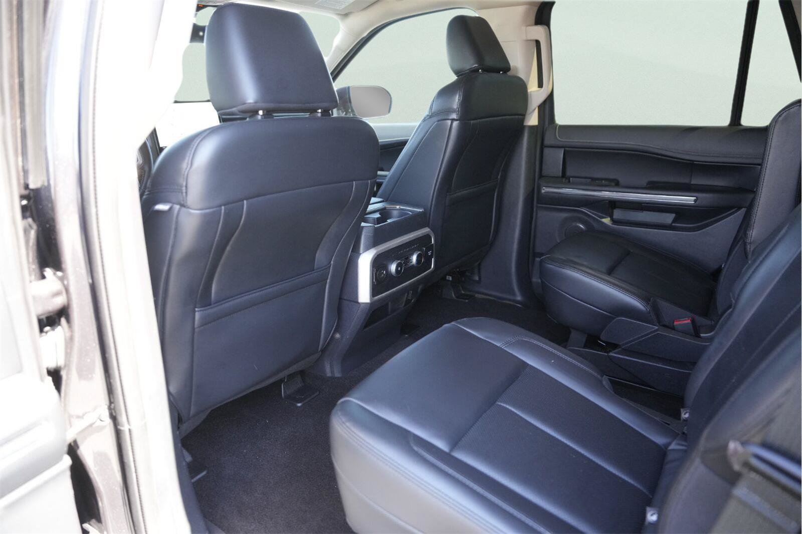 Certified 2022 Ford Expedition XLT RWD image 11