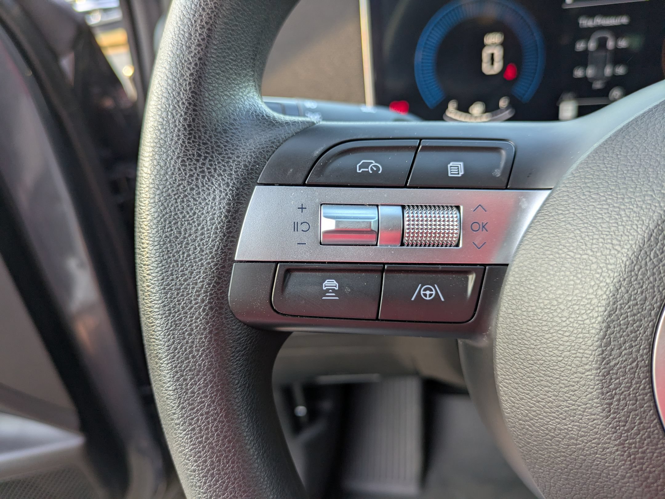 Used 2025 Hyundai Tucson SEL FWD image 18